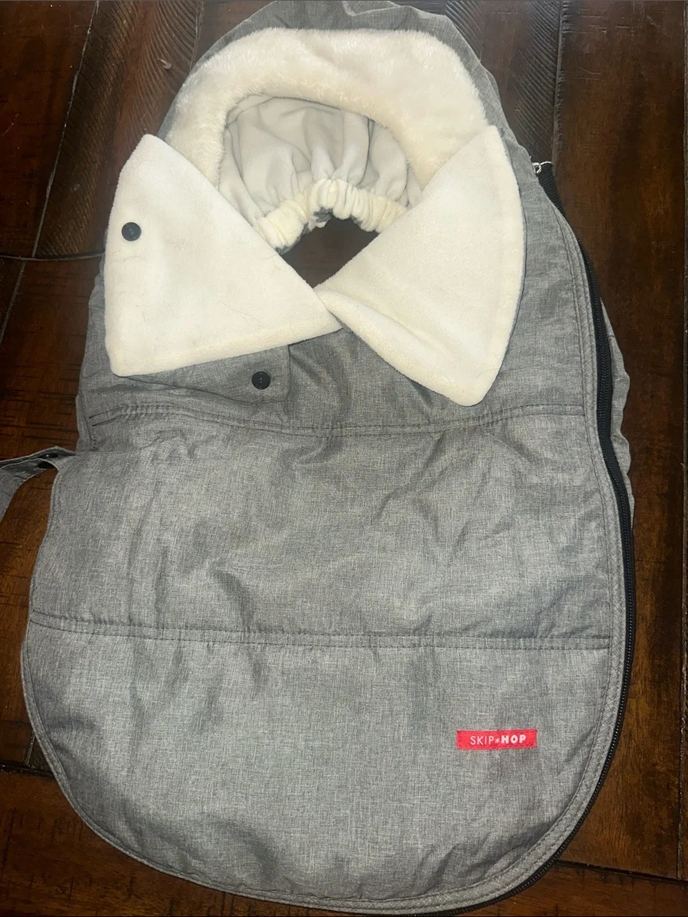 Skip Hop Gray Padded Baby Footmuff with Cream Lining